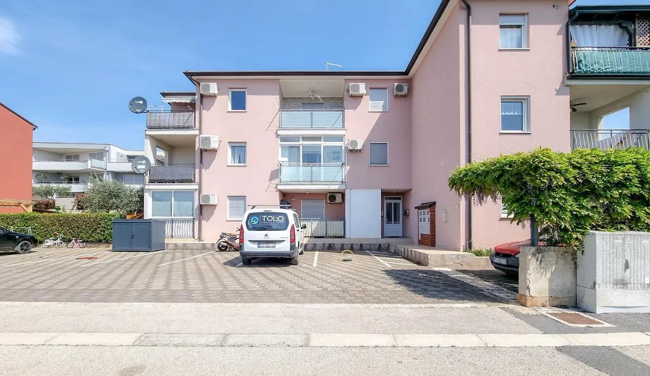 Ivy Apartment Novigrad  Croatia
