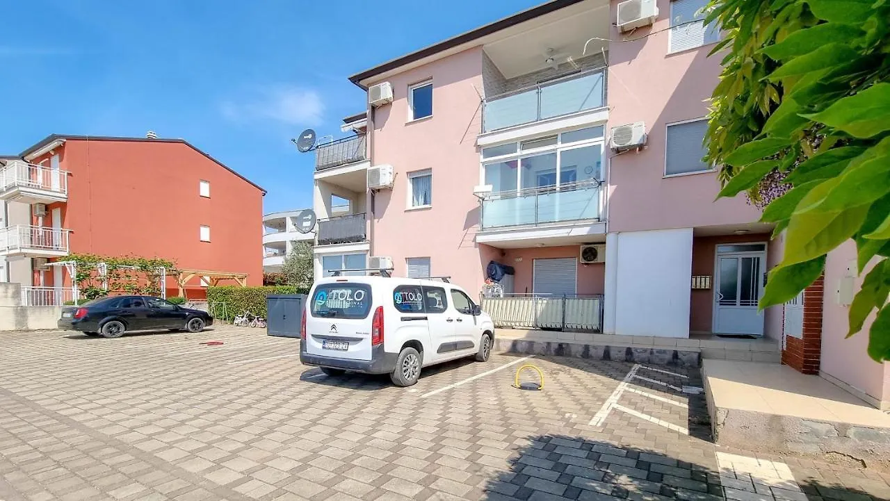 Ivy Apartment Novigrad  0*, Novigrad (Istria) Croatia