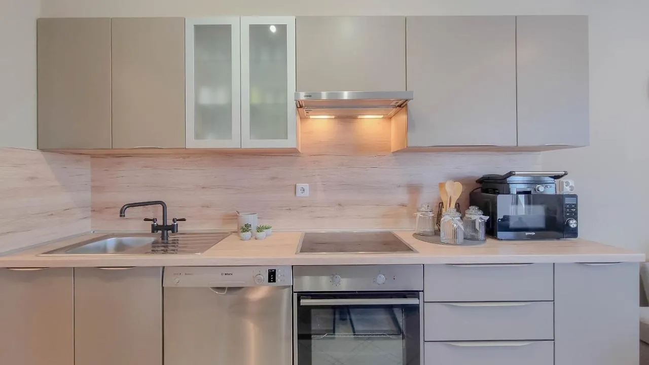 Ivy Apartment Novigrad