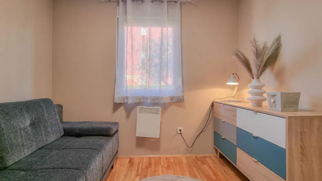 Ivy Apartment Novigrad  0*, Novigrad (Istria)